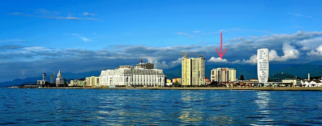 Nino Apartment On Pirosmani บาทูมิ ห้อง รูปภาพ