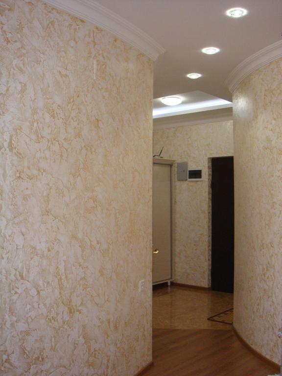 Nino Apartment On Pirosmani บาทูมิ ห้อง รูปภาพ
